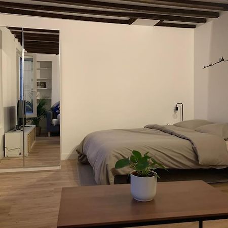Studio Lumineux, Refait A Neuf, Metro Jourdain Paris Eksteriør billede